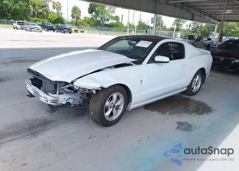 2014 Ford Mustang V6 Premium из США, поврежденный, VIN 1ZVBP8AMXE5248106